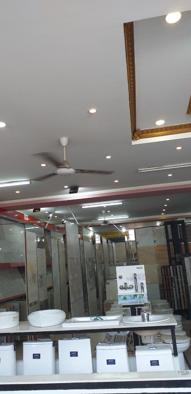 Phụ kiện cửa hàng